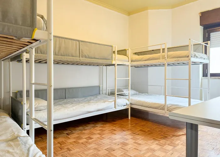 Six Bed